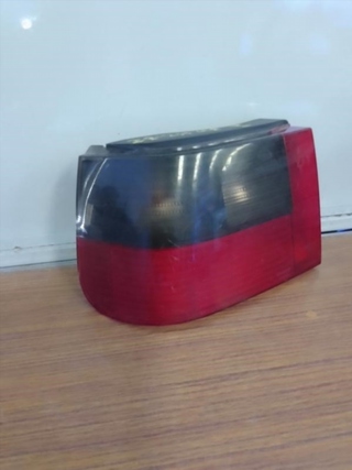 Piloto trasero izquierdo Seat Ibiza II (19
