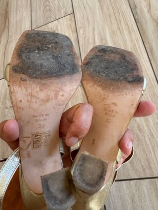 Sandali Ángel Alarcón oro