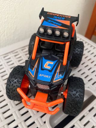 Coche todoterreno infantil