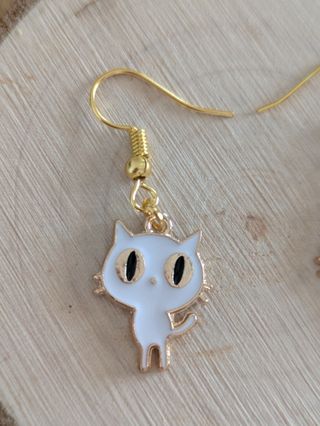 Pendientes gato dorados
