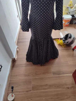 Traje Flamenca lunares blanco-negro