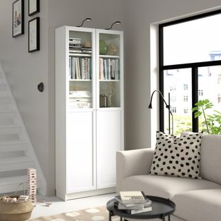 Vitrina blanca Billy / Oxberg Ikea