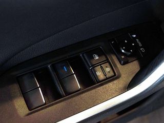 Toyota Rav4 2.5l 220H Advance