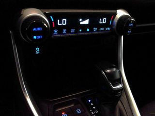 Toyota Rav4 2.5l 220H Advance