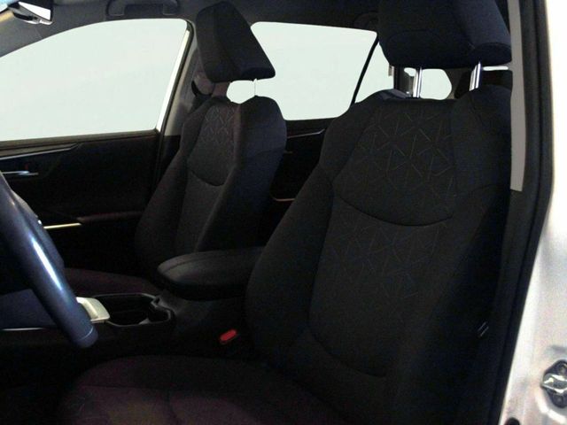 Toyota Rav4 2.5l 220H Advance