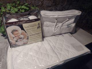 Soporte bebe reversible
Protectores cuna