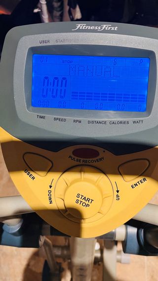 Elíptica BH Fitness - Fitness