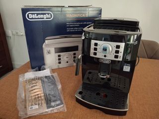 Cafetera Delonghi Magnifica S