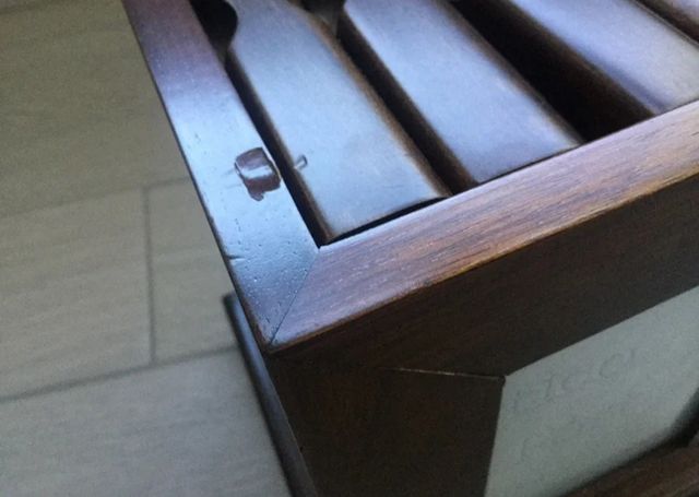 Porta fotos. Álbum de fotos giratorio madera.