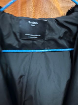 Cazadora Bershka negra
