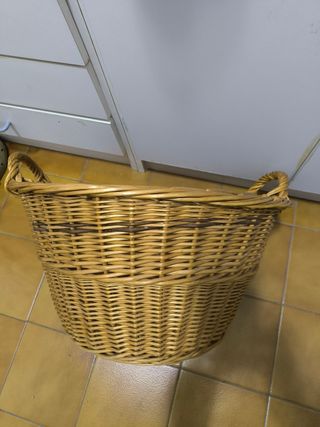 Cesta mimbre ropa - marrón