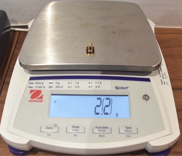 COLGANTE DE ORO 18K/2.2Gr