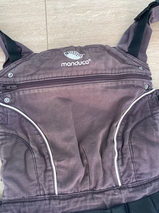 mochila Manduca portabebés marrón