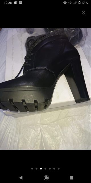Botines Calvin Klein negros, talla 38.Son marca .
