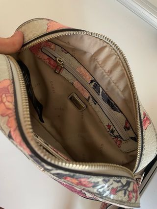 Bolso Guess 
