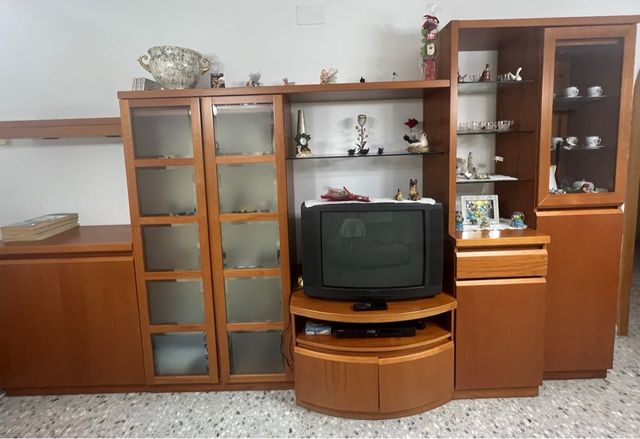 Mueble salón madera maciza