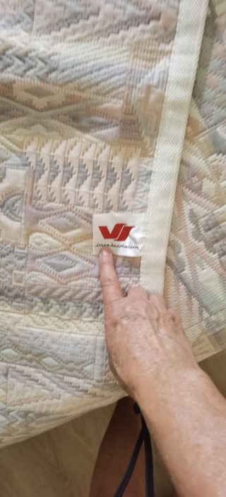 Colcha edredón  - Beige y Gris