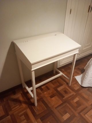 Pupitre antiguo lavado blanco