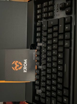 Teclado Krom Kernel TKL - Negro