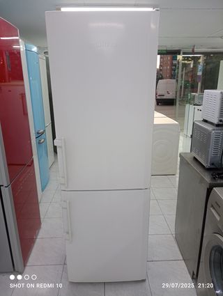 NEVERA MARCA LIEBHERR 