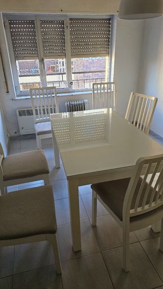 Mesa de Madera y Cristal Blanco + 6 Sillas