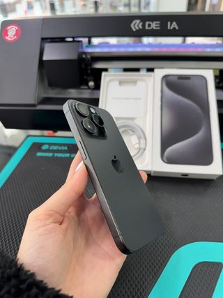 IPHONE 15 PRO MAX 256GB SEMI NUEVO