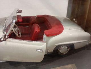 Mercedes-Benz 190SL 1:18 Maisto