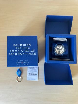 Omega Swatch Speedmaster Super Blue Moon