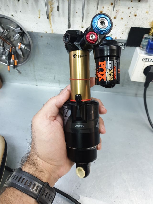 Amort Fox Float X2 VVC 205x65 mantenimiento hecho