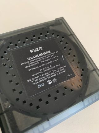 Polvo compacto Huda Easy Bake peach