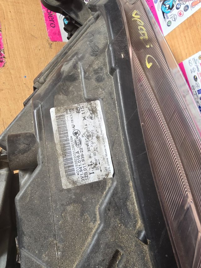 Faro Xenon Skoda Superb Derecho