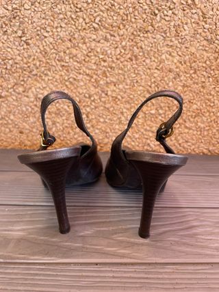 Tacones de sandalia en punta Carolina Boix Plata