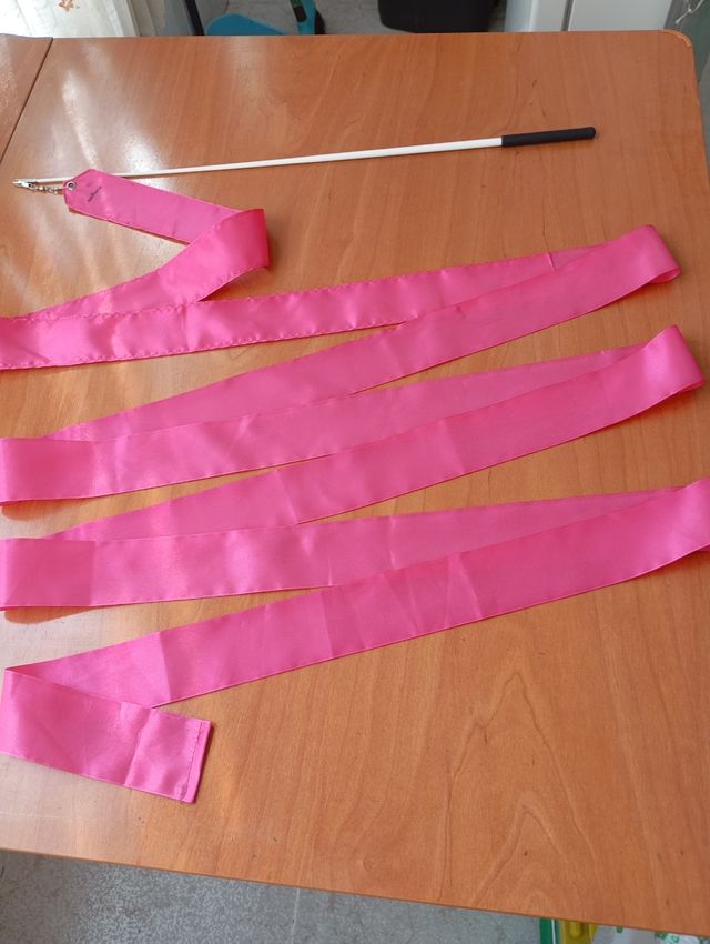 Cinta rítmica rosa - gimnasia