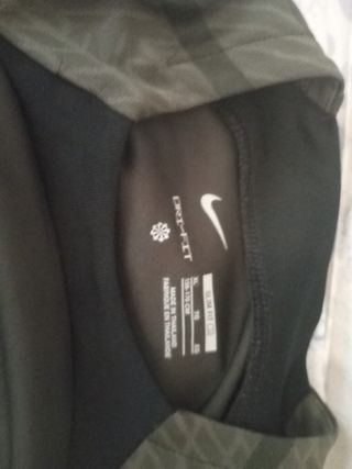 Fc Barcelona equipación entreno y real murcia cami