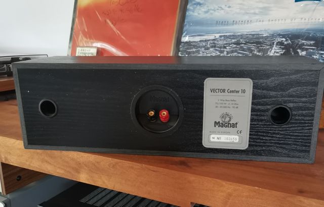 Altavoz Magnat central Vector Center 10