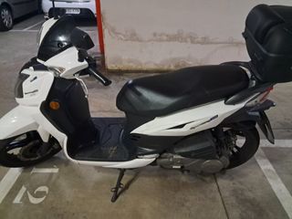 Scooter 125cc - sym symphony SR
6009km
Any 2023