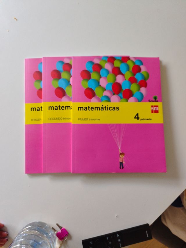 Matemáticas. 4 Primaria. Savia. Nuevos  tres trime