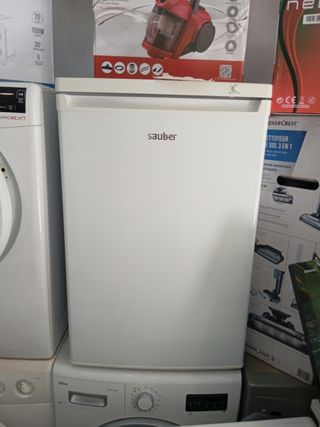 Nevera Sauber: Mini-frigorífico blanco