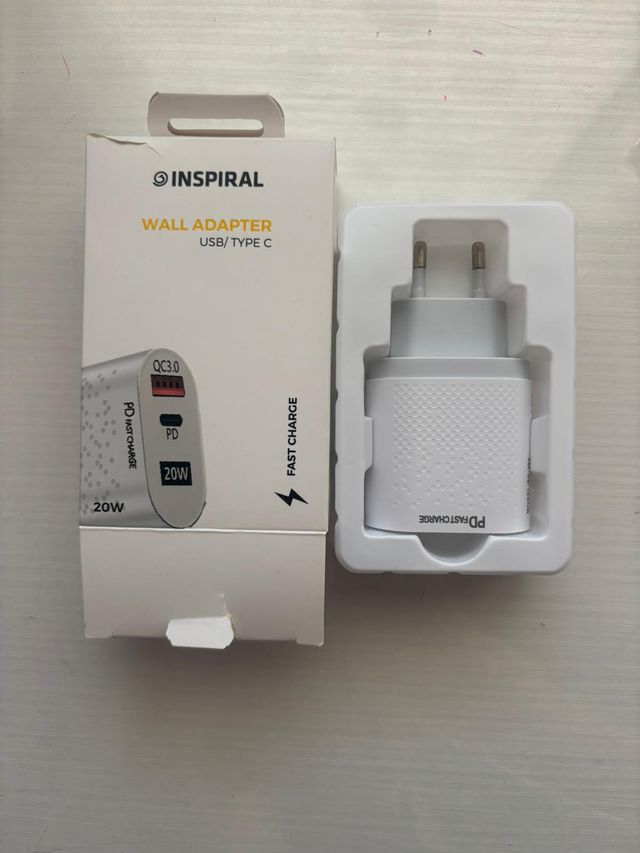 Cargador INSPIRAL 20W USB-C