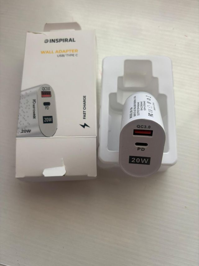 Cargador INSPIRAL 20W USB-C