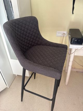 Silla bar negra y gris