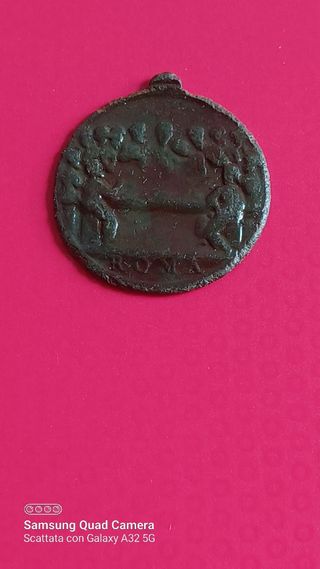 3 Medaglie antiche in metallo