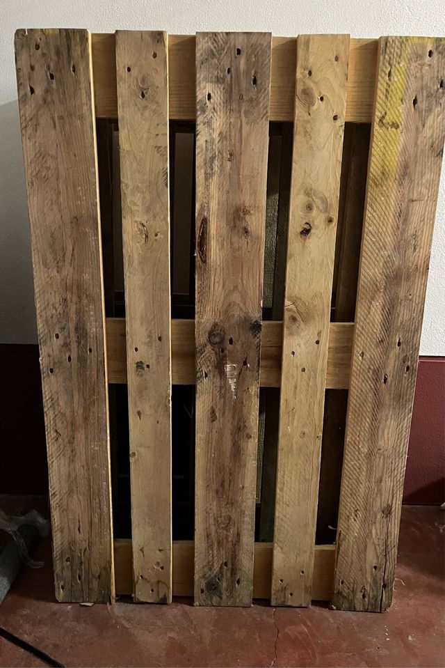 Palés europeos de madera usados