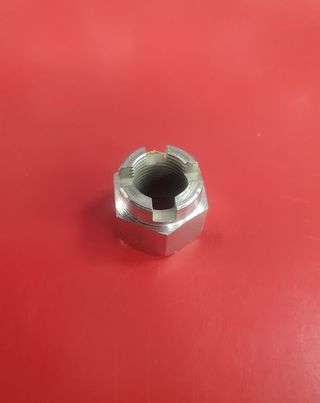 Tuerca Eje Rueda PIAGGIO