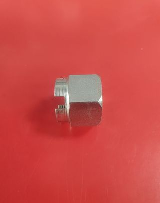 Tuerca Eje Rueda PIAGGIO