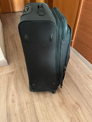 Maleta Samsonite VERDE OLIVA,RUEDAS NUEVAS
