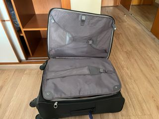 Maleta Samsonite VERDE OLIVA,RUEDAS NUEVAS
