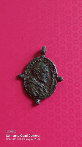 Medaglia antica in metallo 1600