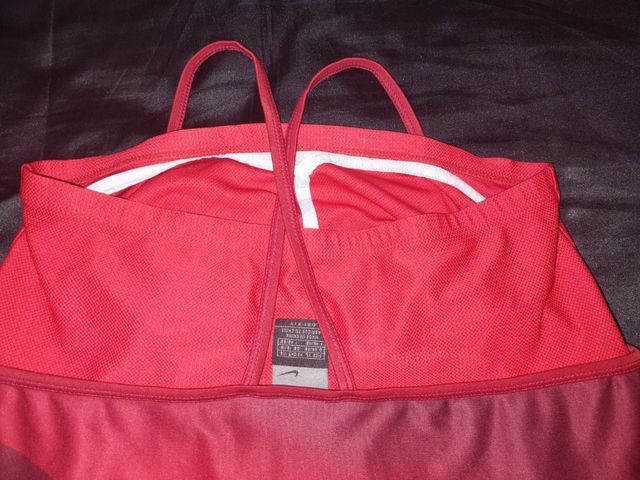 Canotta Nike rossa - sportiva