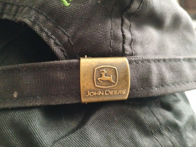 Gorra coleccionista John Deere 6020